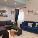 Pavlos Apartment *